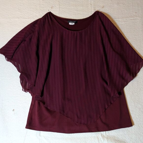 Theo & b burgundy tank with silky/swingy over layer, size XL - Picture 4 of 10